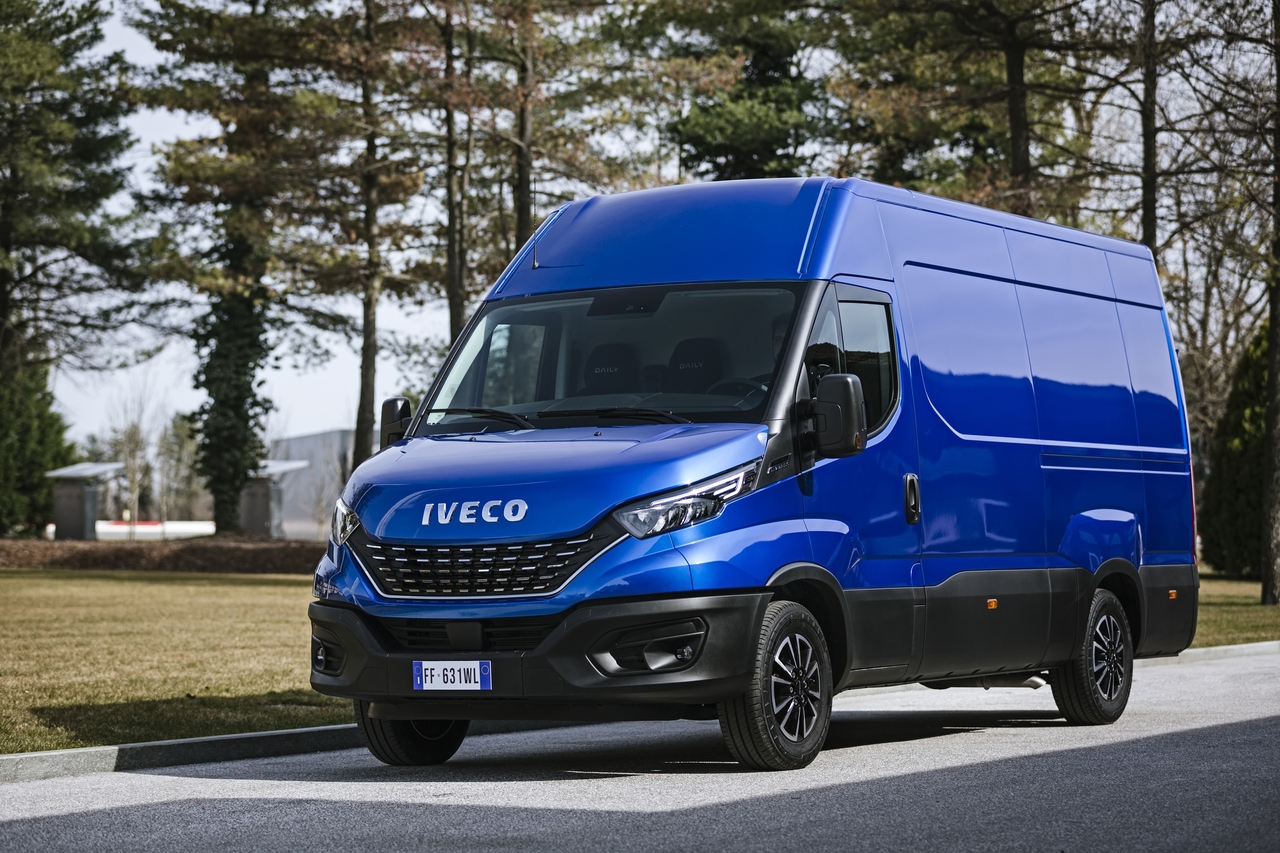 Imagem 3 Iveco Daily Vetrato 3.0 45-160 Vetrato H2 - 3520L 2025