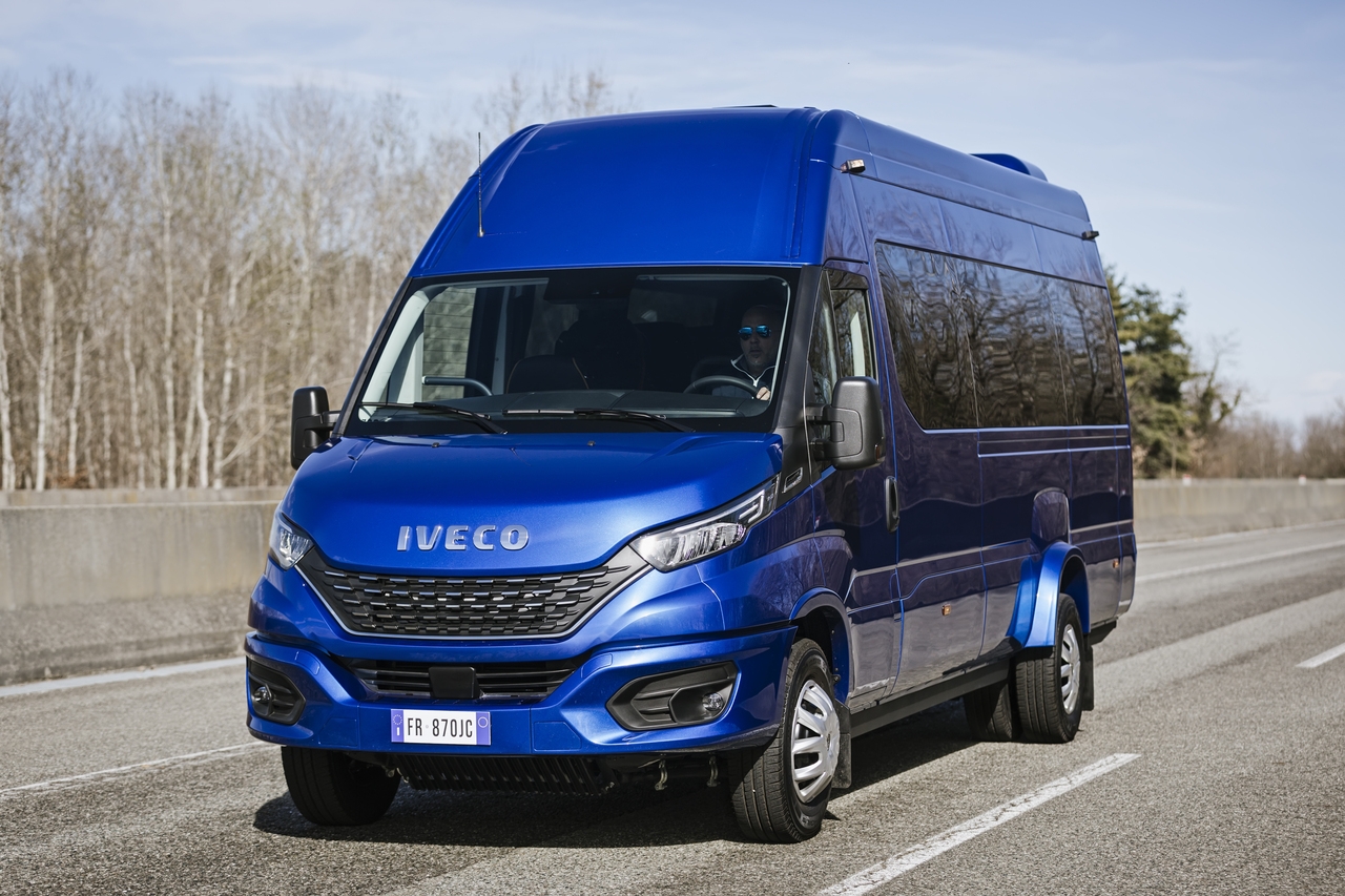 Imagem 5 Iveco Daily Vetrato 3.0 45-160 Vetrato H2 - 3520L 2025