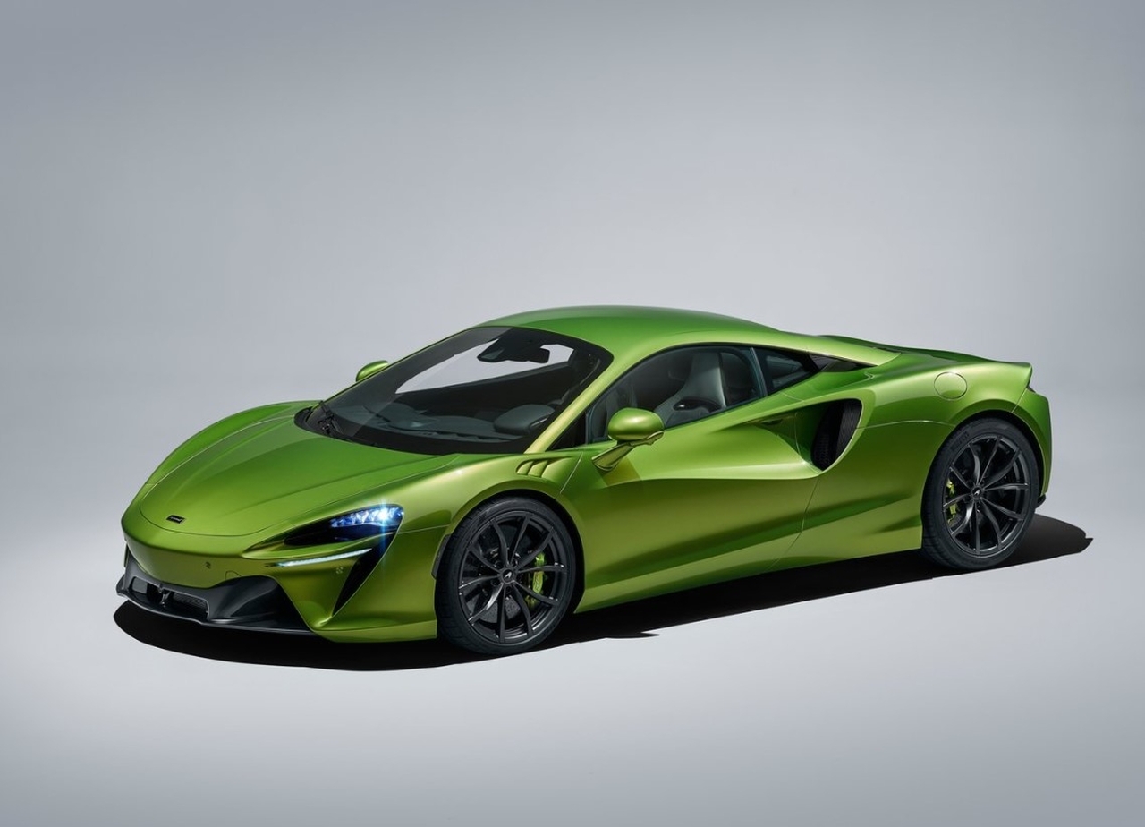 Imagem 2 McLaren Artura 3.0 V6 PHEV 2024