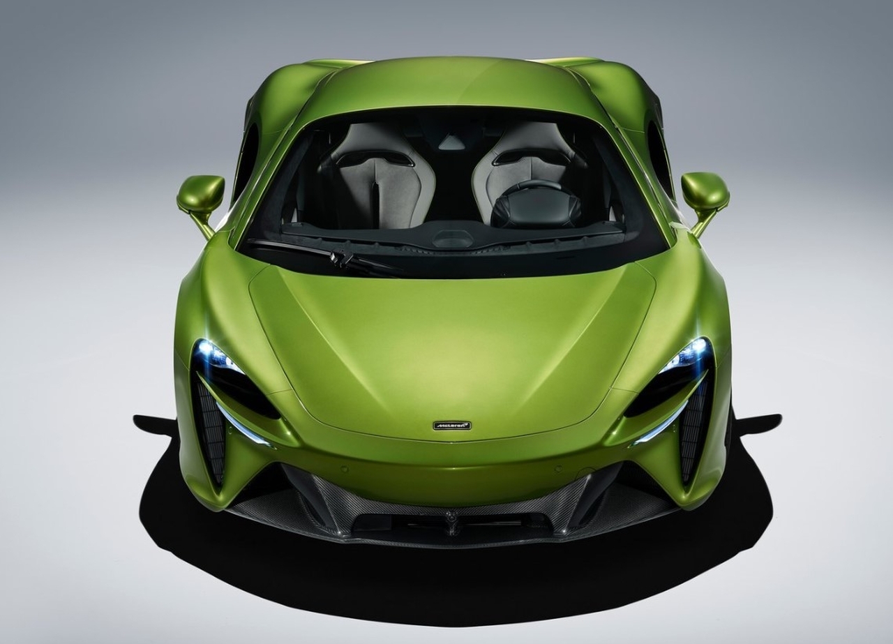 Imagem 4 McLaren Artura 3.0 V6 PHEV 2024