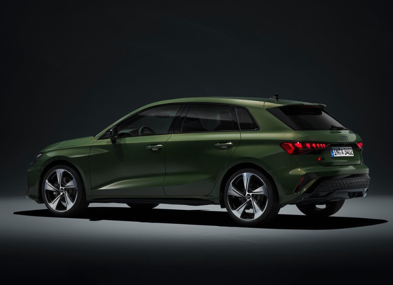 Imagem 3 Audi A3 2.0 Perf Black S tronic Sportback sbk 2026