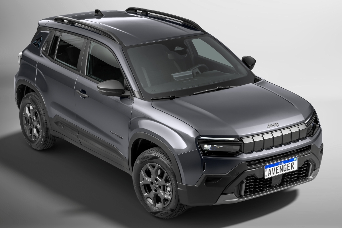 Imagem 3 Jeep Avenger 1.0 Turbo 200 Hybrid 85 Anos AT cvt t200 mhev 2027