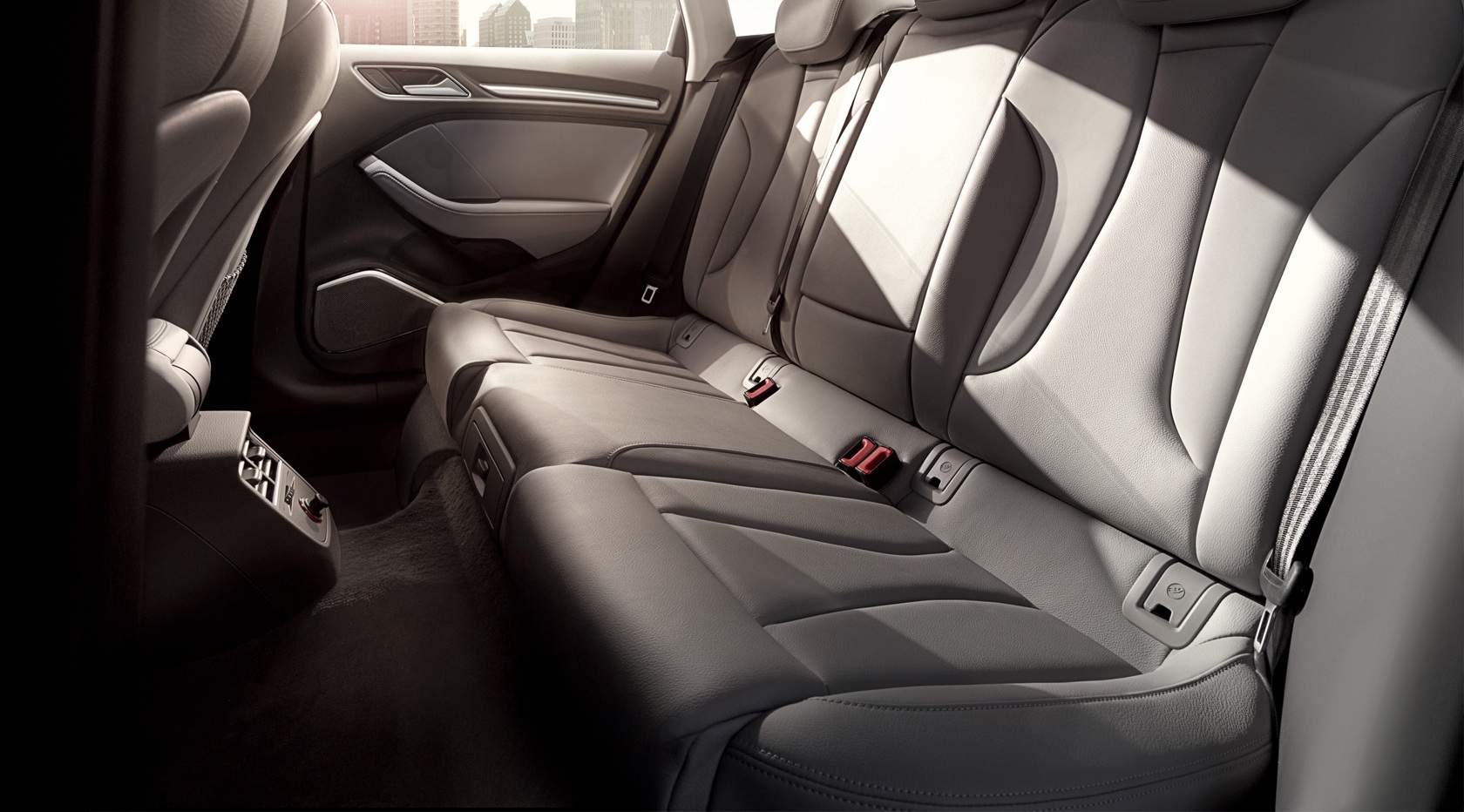 Imagem 4 Audi A3 1.8 TFSI Sportback Ambition S Tronic 2016