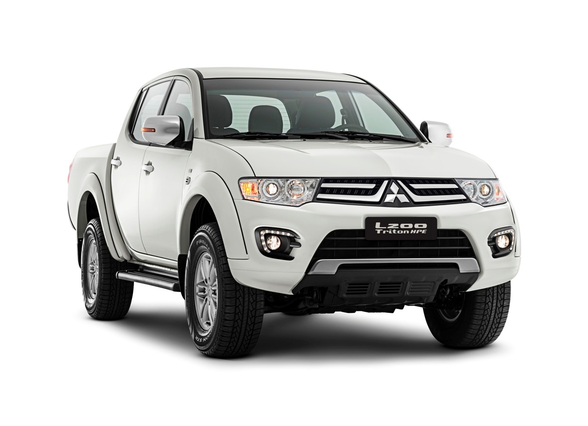 Imagem 2 Mitsubishi L200 Triton 3.5 V6 HPE 4WD (Flex) (Aut) 2017