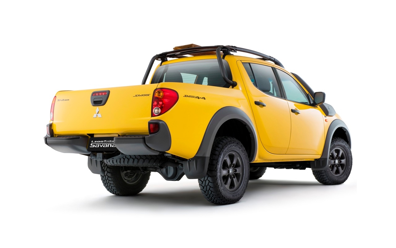 Imagem 2 Mitsubishi L200 Triton Savana 3.2 DID-H 4WD (Aut) 2017