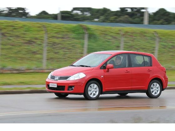 Imagem 7 NISSAN Tiida S 1.8 (flex) 2013