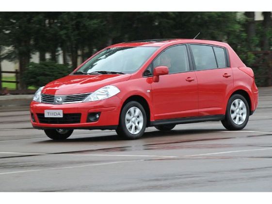 Imagem 10 NISSAN Tiida S 1.8 (flex) 2013