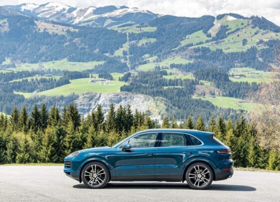 Porsche Cayenne 3.0 PHEV E-Hybrid 4WD tiptronic 2027
