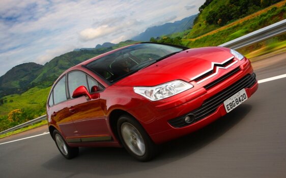 Citroën C4 Exclusive Competition 2.0 16V (Flex) (Aut) 2013