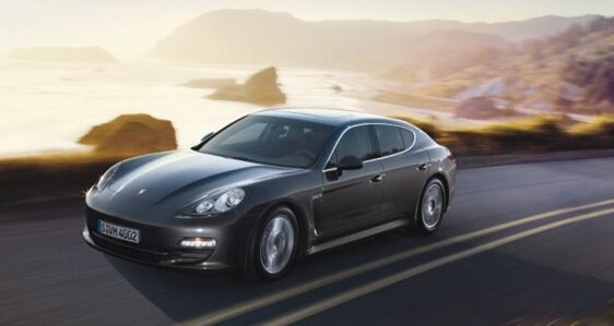 Porsche Panamera 4.8 4S 4WD 2011