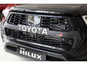 Foto 1 - Toyota Hilux Cabine Dupla Hilux CD 2.8 TDI GR-S WT 4WD automático