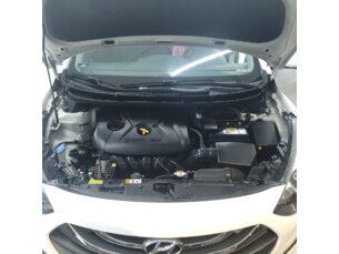 Foto 5 - Hyundai i30 I30 GLS 1.8 16v MPI (Aut) C149 automático