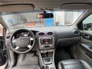 Foto 9 - Ford Focus Sedan Focus Sedan Ghia 2.0 16V Duratec (Aut) automático