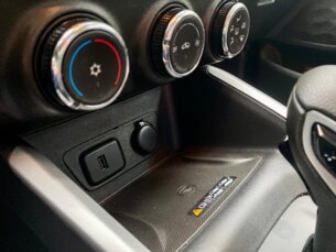 Foto 9 - Chevrolet Onix Onix 1.0 Turbo Premier RFC/RFD (Aut) automático