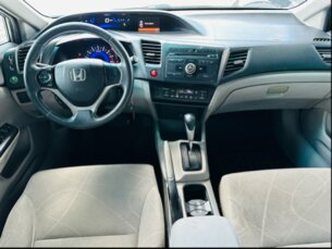 Foto 9 - Honda Civic Civic LXS 1.8 i-VTEC (Aut) (Flex) manual