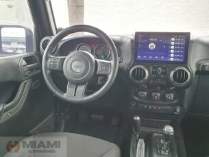 Foto 10 - Jeep Wrangler Wrangler 3.6 V6 Unlimited Sport 4WD automático