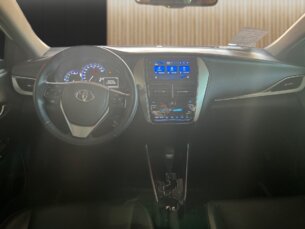 Foto 8 - Toyota Yaris Sedan Yaris Sedan 1.5 XLS Connect CVT manual