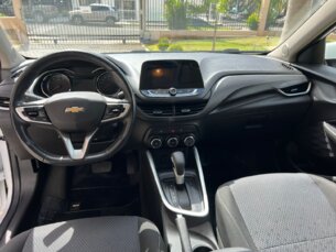 Foto 4 - Chevrolet Onix Onix 1.0 Turbo LT (Aut) automático