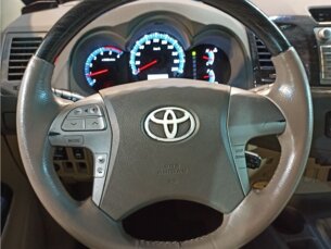 Foto 9 - Toyota SW4 Hilux SW4 SRV 3.0 4X4 (7 Lugares) automático
