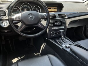 Foto 9 - Mercedes-Benz Classe C C 180 CGI Classic automático