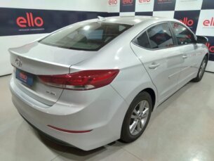 Foto 4 - Hyundai Elantra Elantra 2.0 Básica (Aut) (Flex) automático