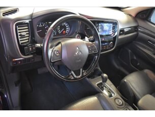 Foto 10 - Mitsubishi Outlander Outlander GT 4WD 3.0 V6 (Aut) automático