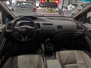 Foto 10 - Honda Civic New Civic LX 1.8 automático