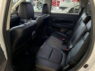 Foto 9 - Mitsubishi Outlander Outlander GT 4WD 3.0 V6 (Aut) automático