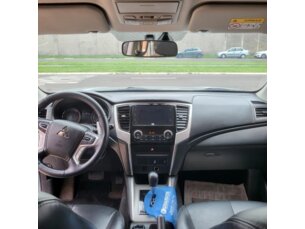 Foto 9 - Mitsubishi L200 Triton L200 Triton Sport 2.4 D HPE 4WD (Aut) automático