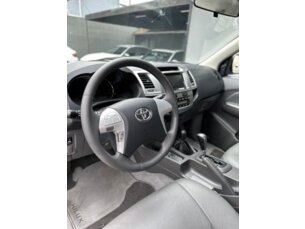 Foto 7 - Toyota Hilux Cabine Dupla Hilux 3.0 TDI 4x4 CD SR (Aut) automático