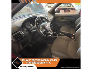 Foto 6 - Fiat Strada Strada 1.4 CD Freedom manual