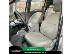 Foto 5 - Toyota Hilux Cabine Dupla Hilux SR 4X2 2.7 16V (cab. dupla) (aut) manual