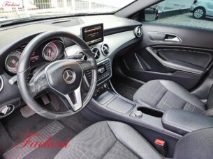 Foto 4 - Mercedes-Benz GLA GLA 200 Vision automático