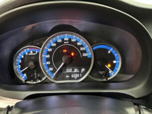 Foto 2 - Toyota Yaris Sedan Yaris Sedan 1.5 XL Live manual