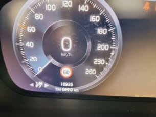 Foto 5 - Volvo XC40 XC40 Recharge Plug-in Hybrid Inscription automático