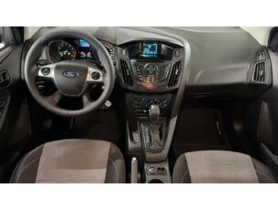Foto 6 - Ford Focus Sedan Focus Sedan SE Plus 2.0 16V PowerShift (Aut) manual