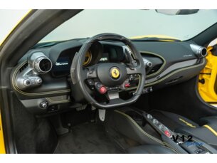 Foto 10 - Ferrari F8 F8 3.9 V8 Tributo DCT automático