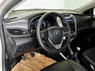 Foto 9 - Toyota Yaris Sedan Yaris Sedan 1.5 XL (Flex) automático