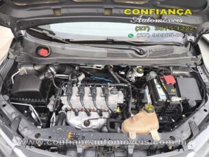 Foto 9 - Chevrolet Onix Onix 1.0 LT SPE/4 manual
