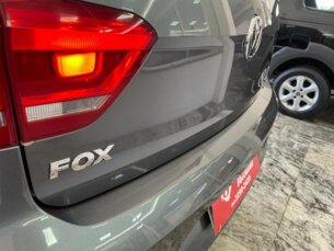 Foto 5 - Volkswagen Fox Fox 1.6 MSI Comfortline (Flex) manual