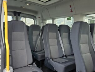 Foto 3 - Ford Transit Transit 2.0 EcoBlue Minibus 14+1 410L AT automático