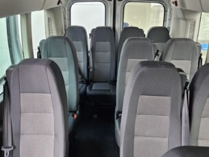 Foto 5 - Ford Transit Transit 2.0 EcoBlue Minibus 14+1 410L AT automático
