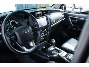 Foto 6 - Toyota Hilux Cabine Dupla Hilux CD 2.8 TDI SRX 4WD (Aut) manual