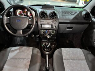 Foto 8 - Ford Fiesta Hatch Fiesta Hatch 1.6 (Flex) automático