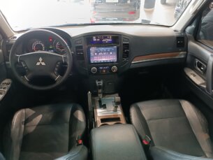Foto 9 - Mitsubishi Pajero Full Pajero Full HPE 3.2 5p automático