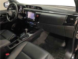 Foto 8 - Toyota Hilux Cabine Dupla Hilux 2.8 TDI CD SRX 4x4 (Aut) automático