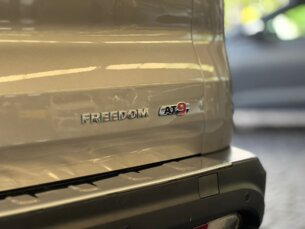 Foto 5 - Fiat Toro Toro Freedom 2.0 diesel AT9 4x4 automático