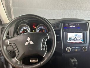Foto 5 - Mitsubishi Pajero Full Pajero Full HPE 3.8 3p automático