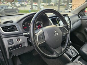 Foto 10 - Mitsubishi L200 Triton L200 Triton Sport 2.4 DID-H HPE 4WD (Aut) automático