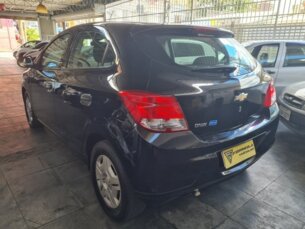 comprar Chevrolet Onix 2018 em Sorocaba - SP
